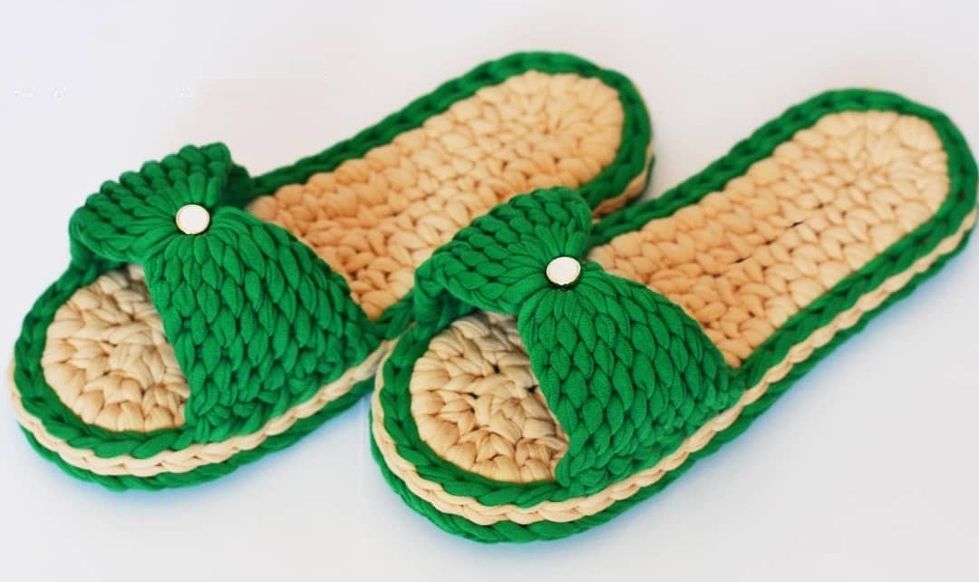 HOW TO CROCHET onto a Flip Flop sole.*** - YouTube