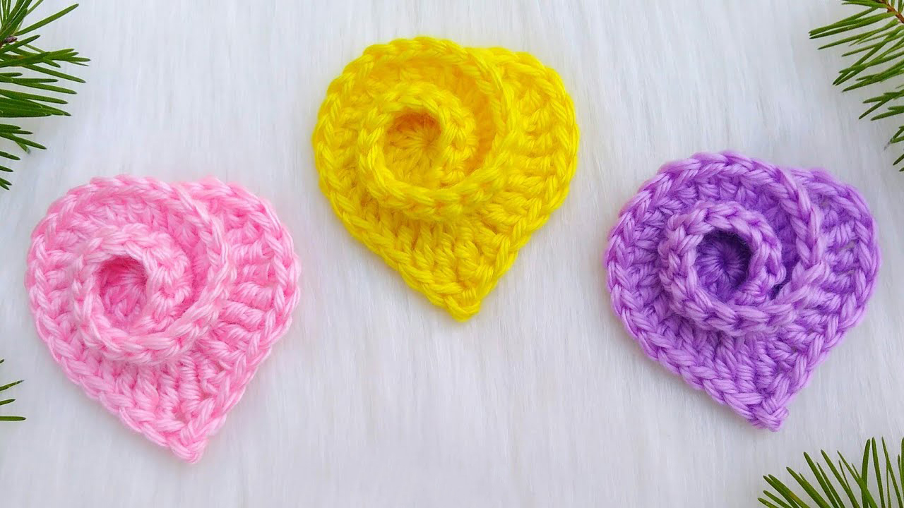 Spiral Rose Heart Crochet Pattern For Beginners