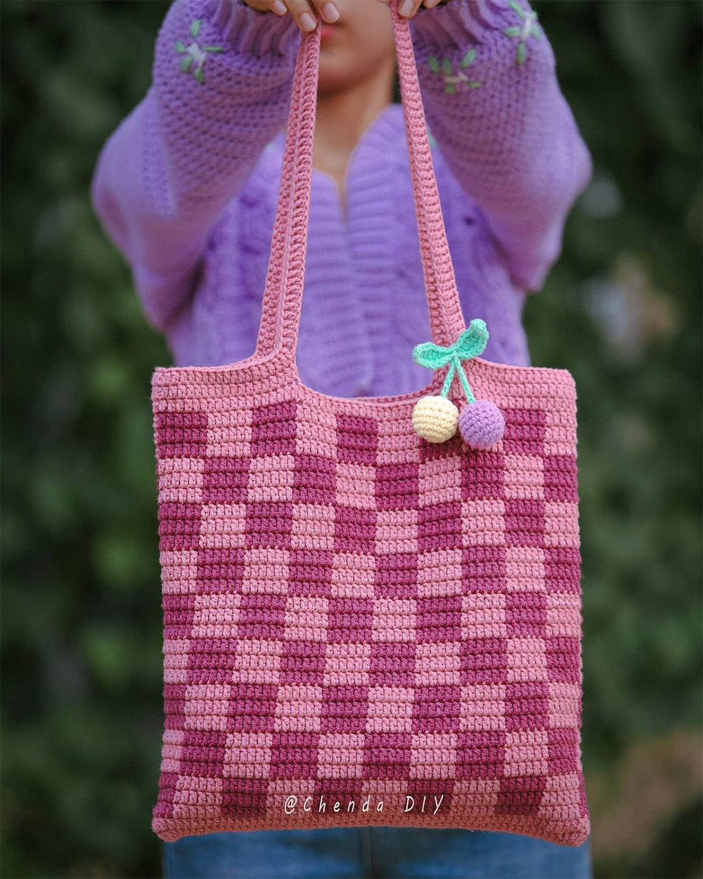 Crochet Checkered Tote Bag